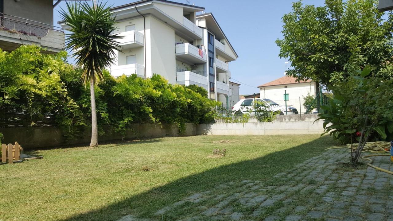 Casa Vacanze Darena 토르토레토 외부 사진